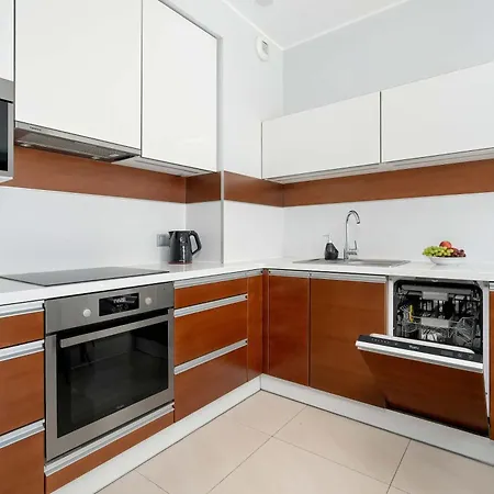 Apartment Polwiejska Modern With Ac & Remote Work In Centre By Renters Poznan