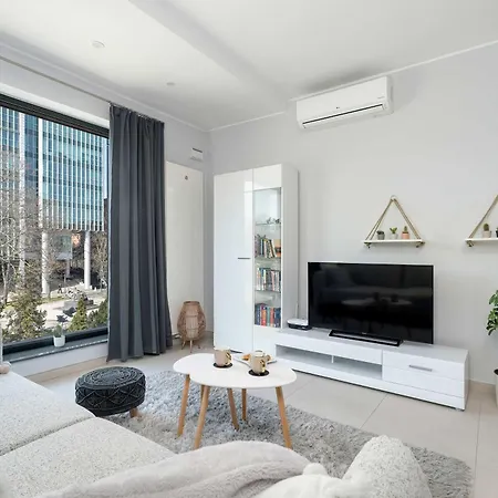 Polwiejska Modern With Ac & Remote Work In Centre By Renters 아파트