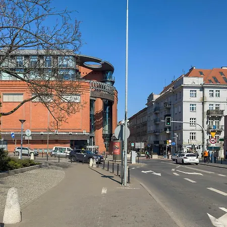 Polwiejska Modern With Ac & Remote Work In Centre By Renters 아파트